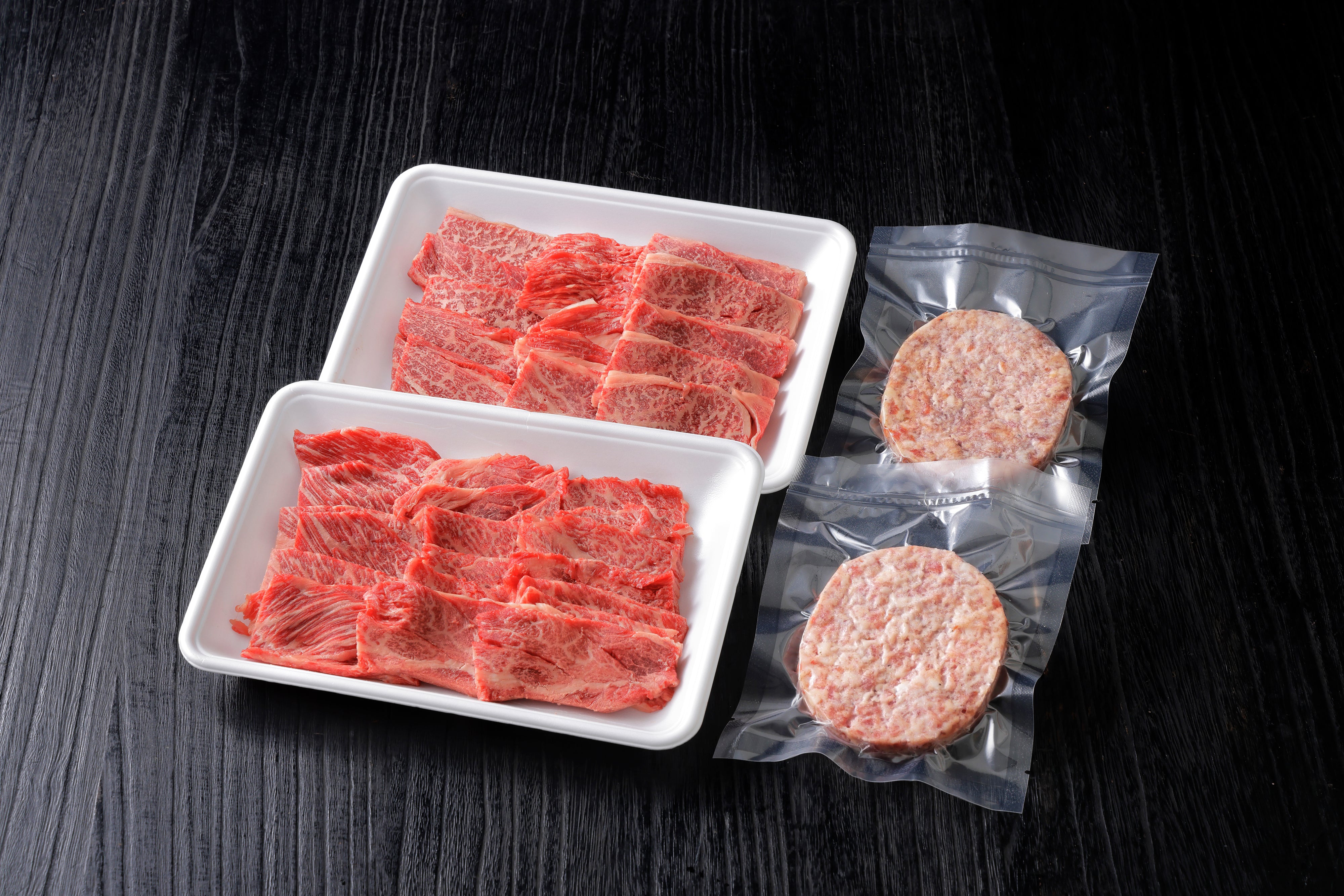 北海道産牛肩ロース焼肉・ハンバーグセット (段ボール箱入り)